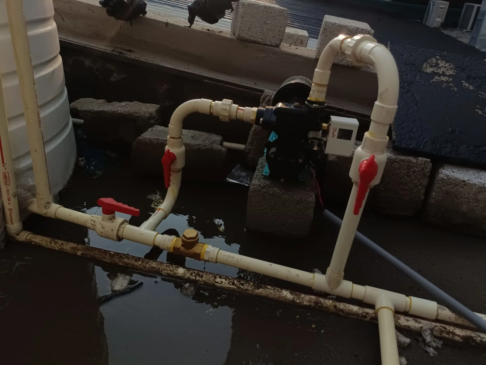 pipe leak fitting
